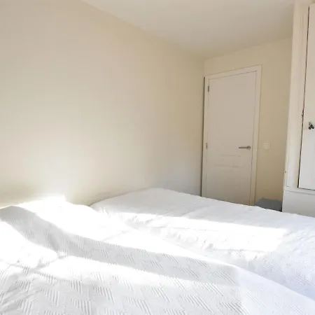 Detached Holiday In A Quiet Neighbourhood Near The Centre And The Beach 别墅
